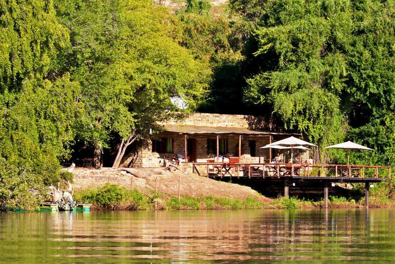 Kunene River Lodge Ehomba Ngoại thất bức ảnh