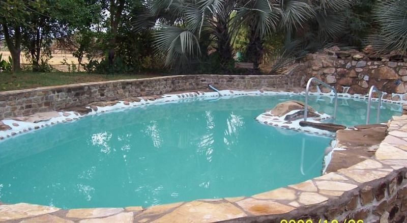 Kunene River Lodge Ehomba Ngoại thất bức ảnh