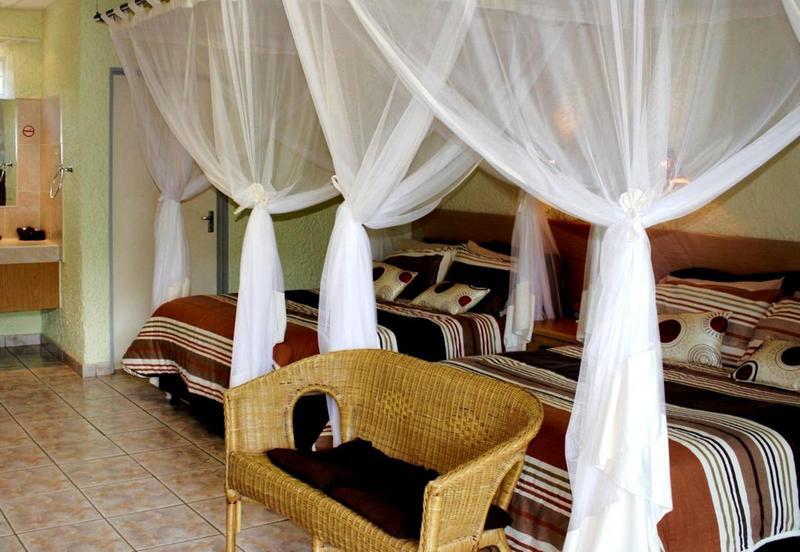 Kunene River Lodge Ehomba Ngoại thất bức ảnh